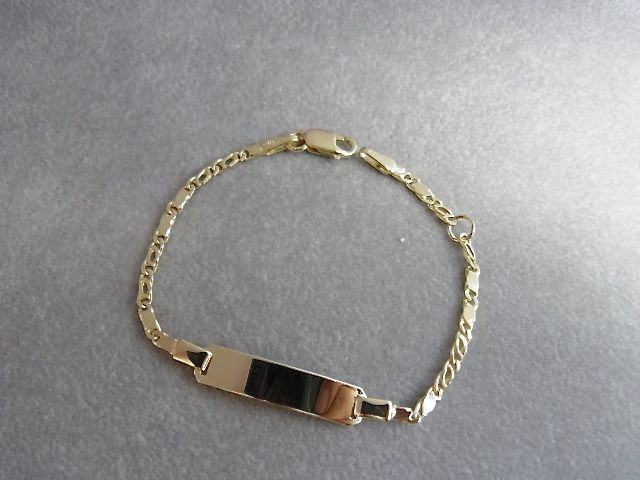 alleen Herziening Begunstigde Gouden baby naam armband met valken oog schakeltje 9 tot 11 cm.